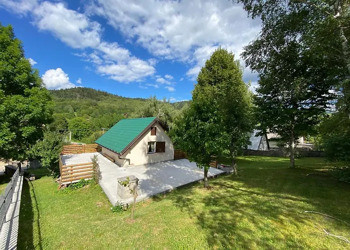 シャレー Sanmari_forest *